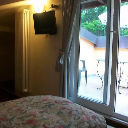 Bed & Breakfast L'albero Maestro 3*