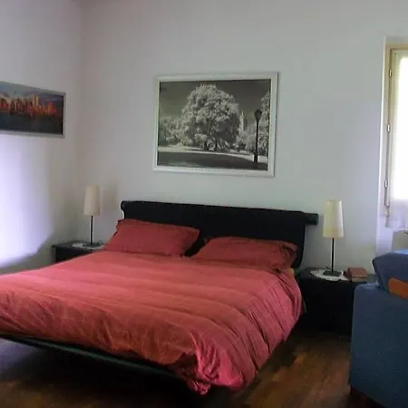 L'albero Maestro Bed and Breakfast Orsenigo