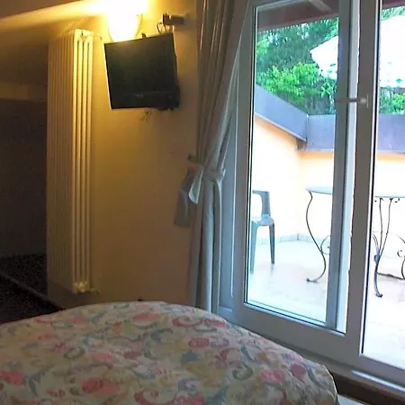 Bed and Breakfast L'albero Maestro Orsenigo